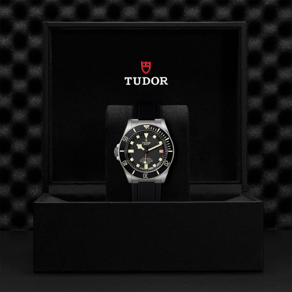M25610TNL-0001__ab__black_rubber__4378688.jpg