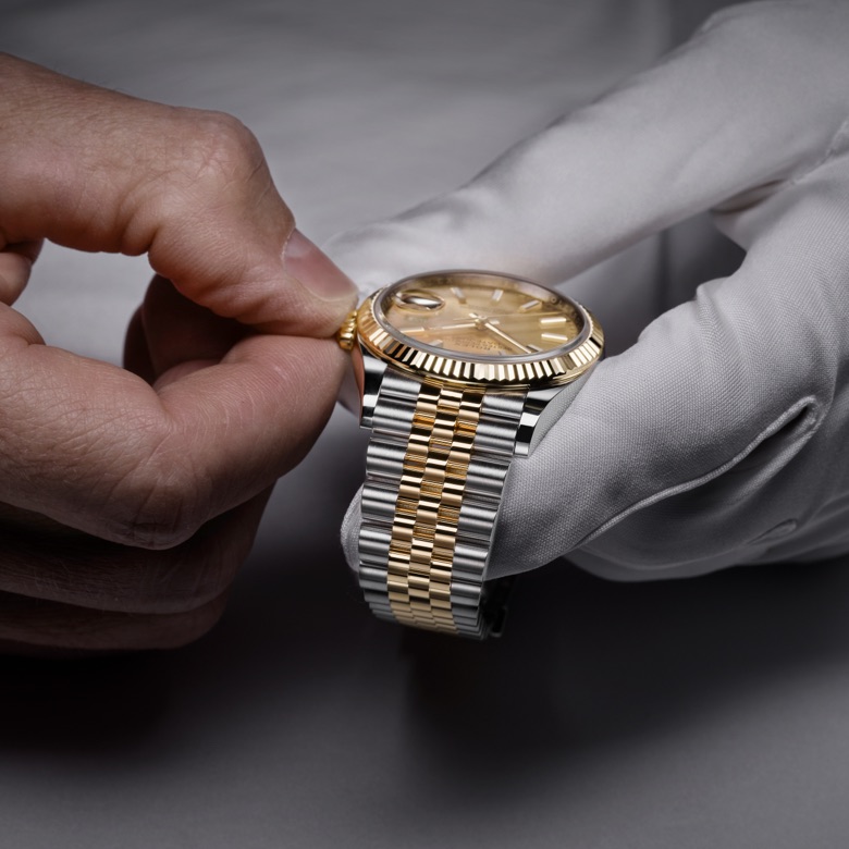 Rolex Servicing Banner Mobile