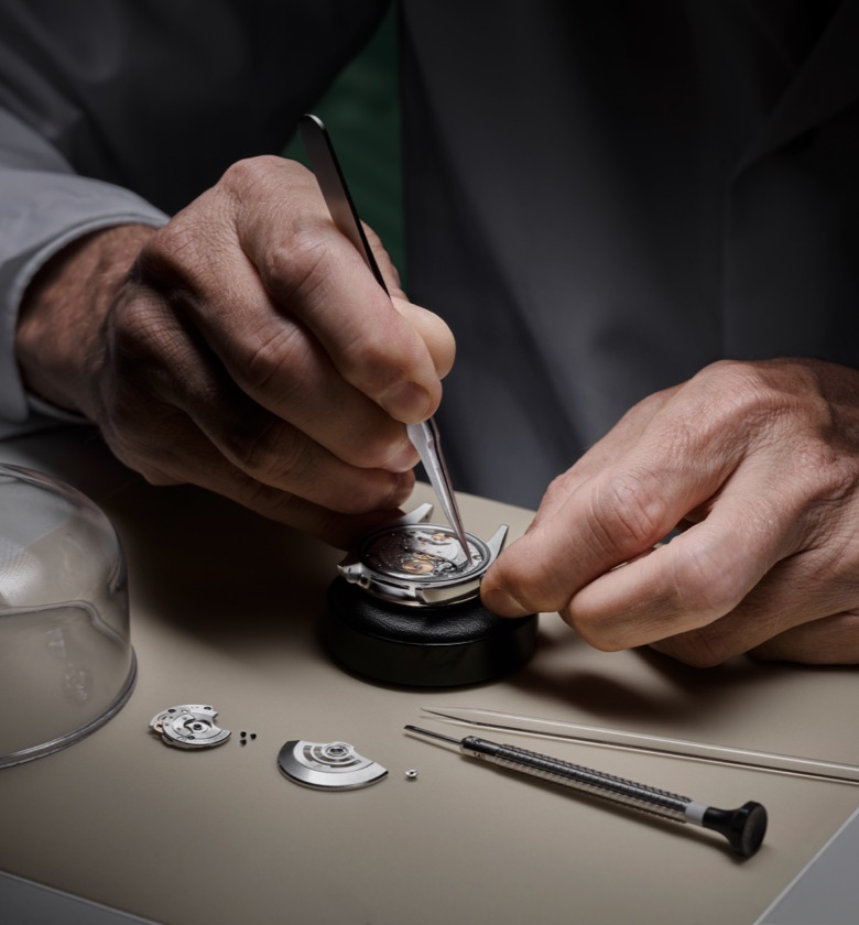 Rolex Servicing Banner 7 Mobile