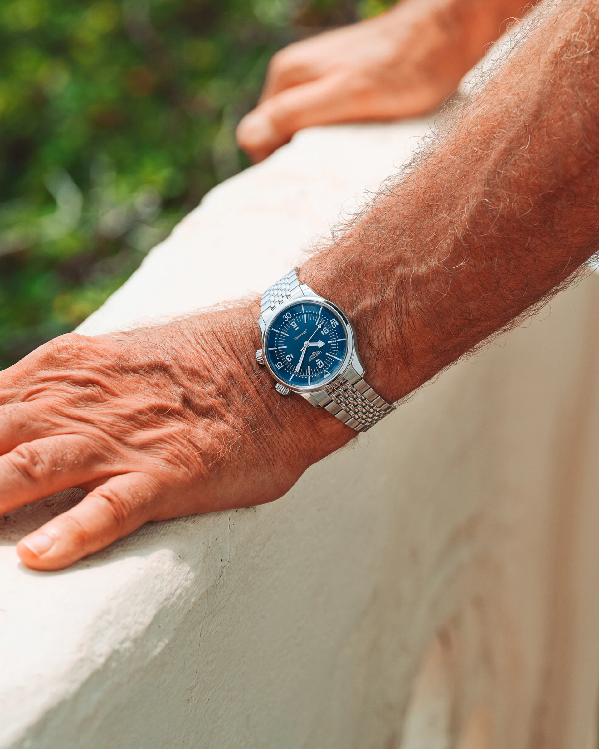 longines-legend-diver-l3-764-4-90-7-detailed-view-1600×2000-4-51fd7b.jpg