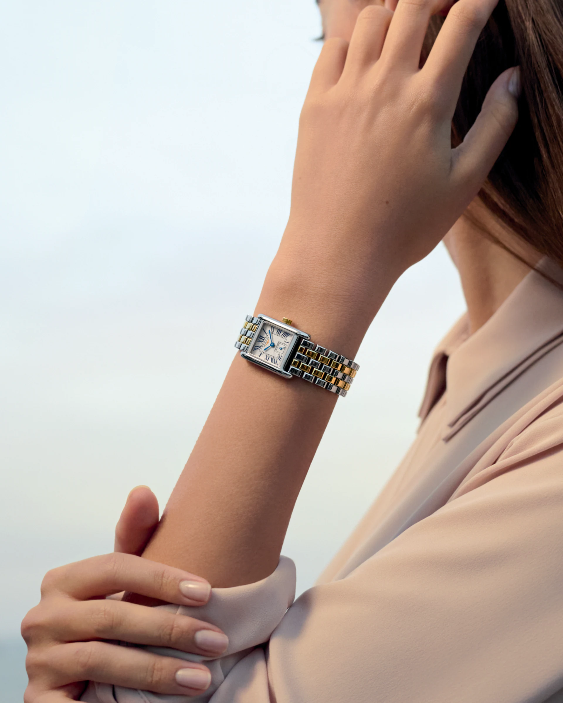 longines-mini-dolcevita-l5-200-5-70-7-detailed-view-1600×2000-2-26204b.jpg