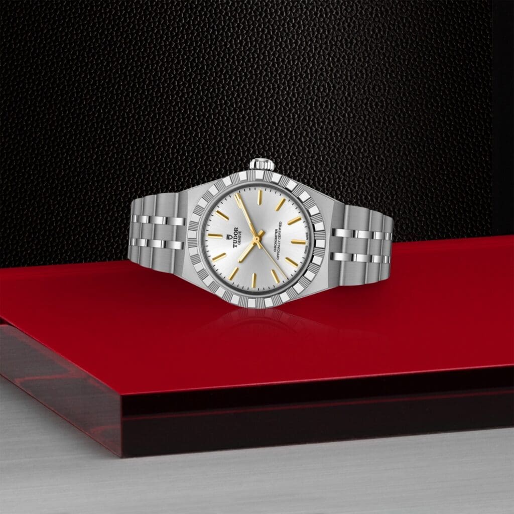 tudor-m2830a1a0-0002