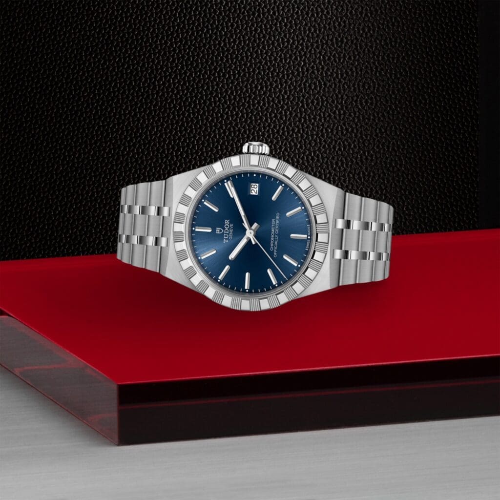 tudor-m2836c1a0-0102