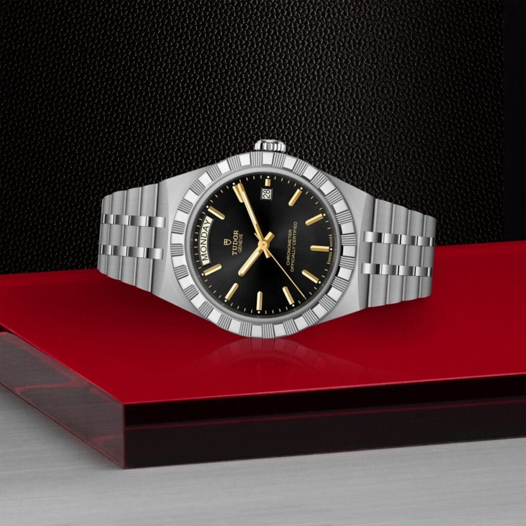 tudor-m2840d1a0-0001
