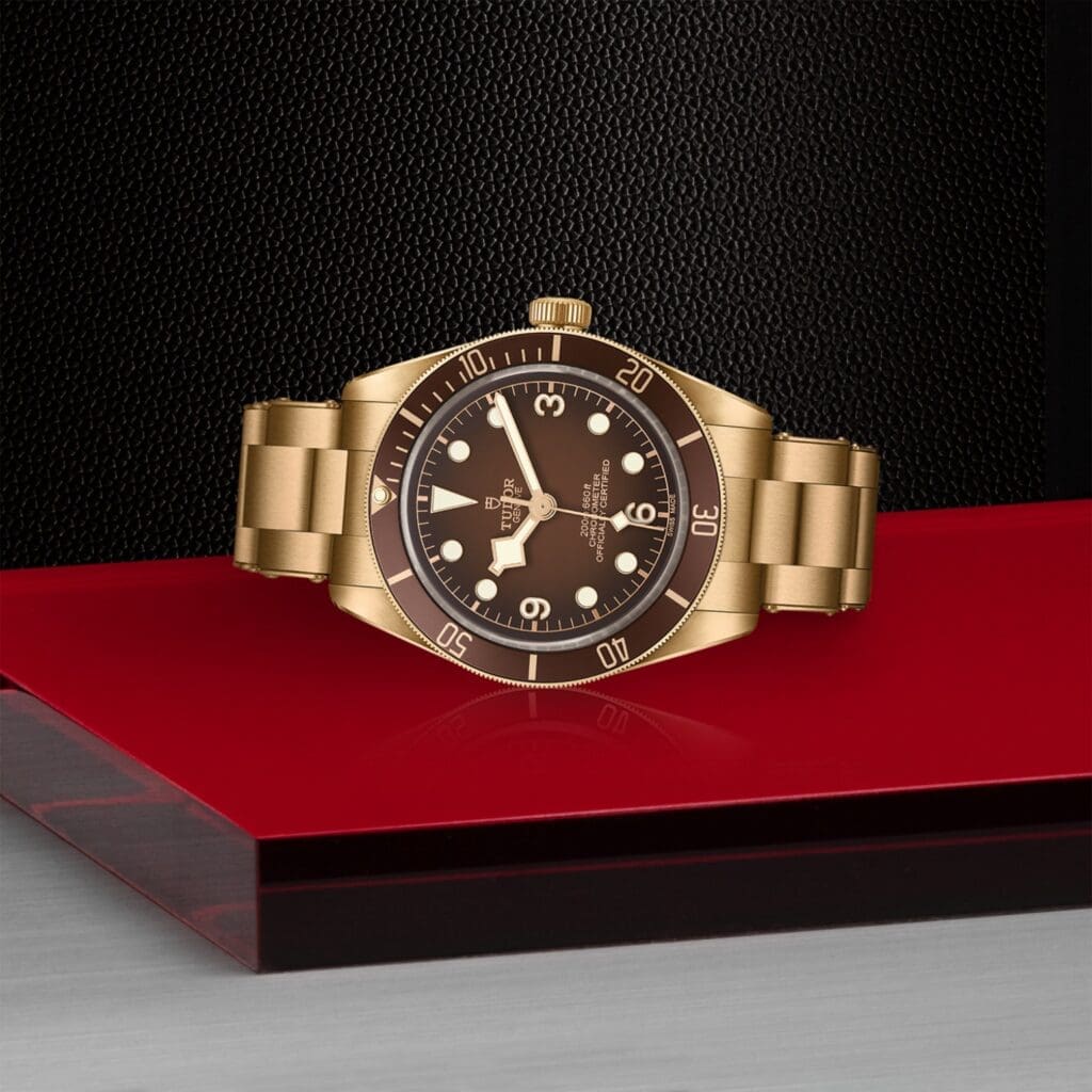 tudor-m79012m-0001